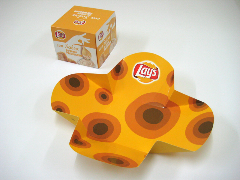 Boîte d'alimentation plate en carton